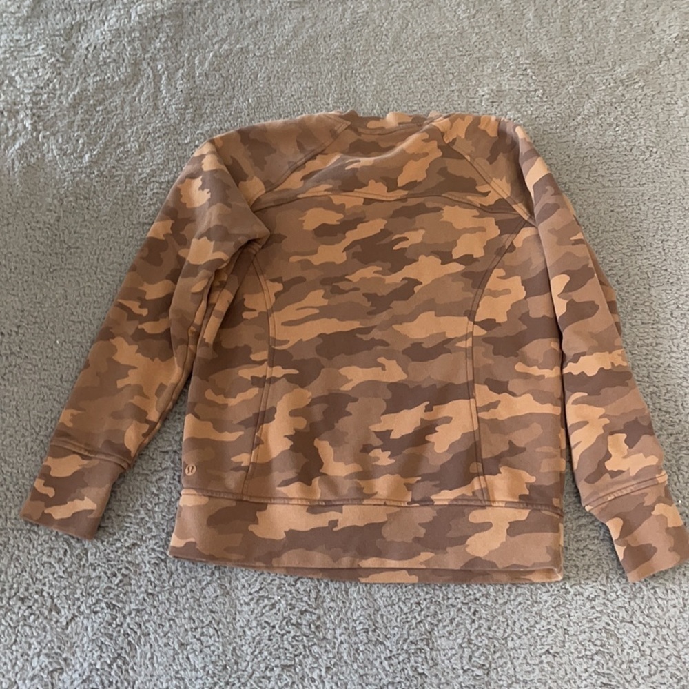 Lululemon Camouflage Sweatshirt - Picture 7 of 9